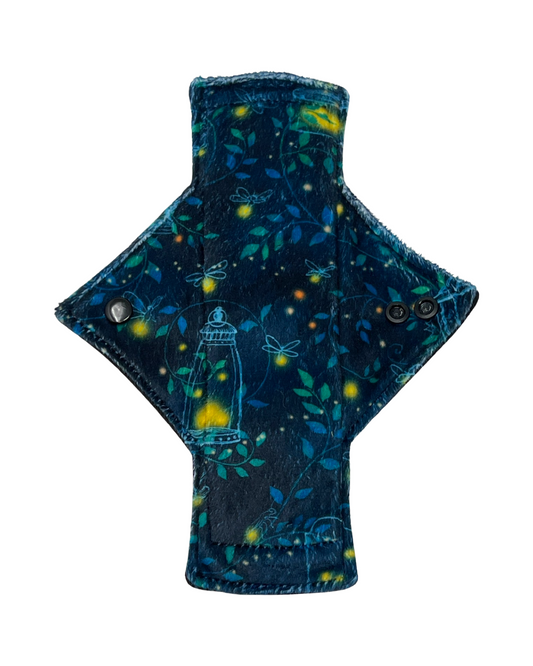 Stash Dash Event 2023 - Backed with Softshell Fleece Fireflies Limited Edition Minky Single Light Flow Day Pad - Tree Hugger Cloth Pads